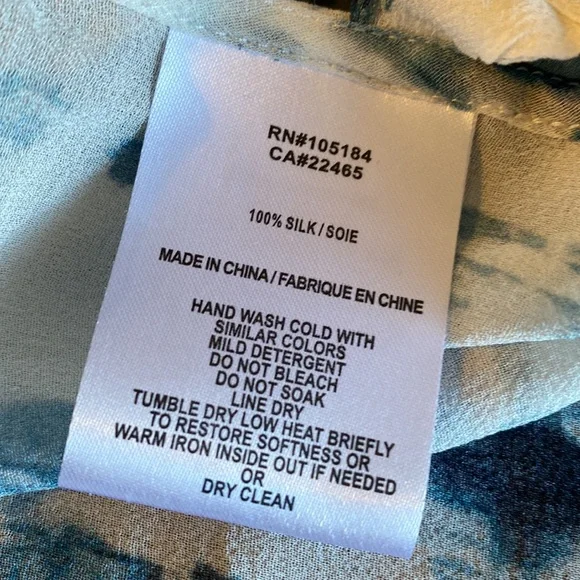 Go Silk Blue and White Tie Dye Duster or Swimsuit Cover Up - Picture 12 of 16